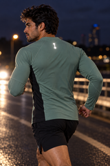 M Active Men’s Reflective Performance Rash Guard