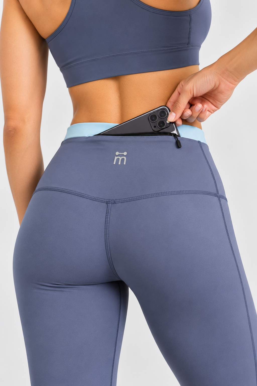 High-Waist Reflective Performance Leggings