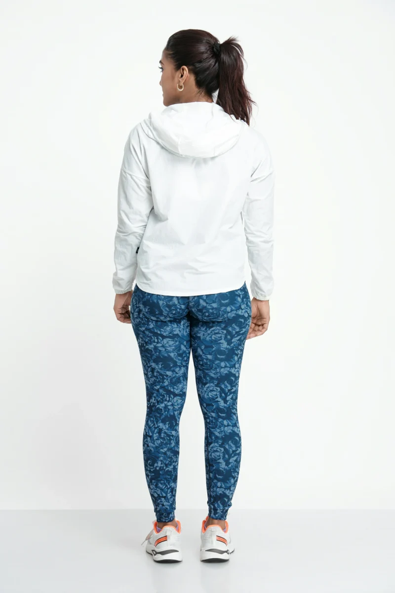 Chloe Sprint Jacket - Image 3